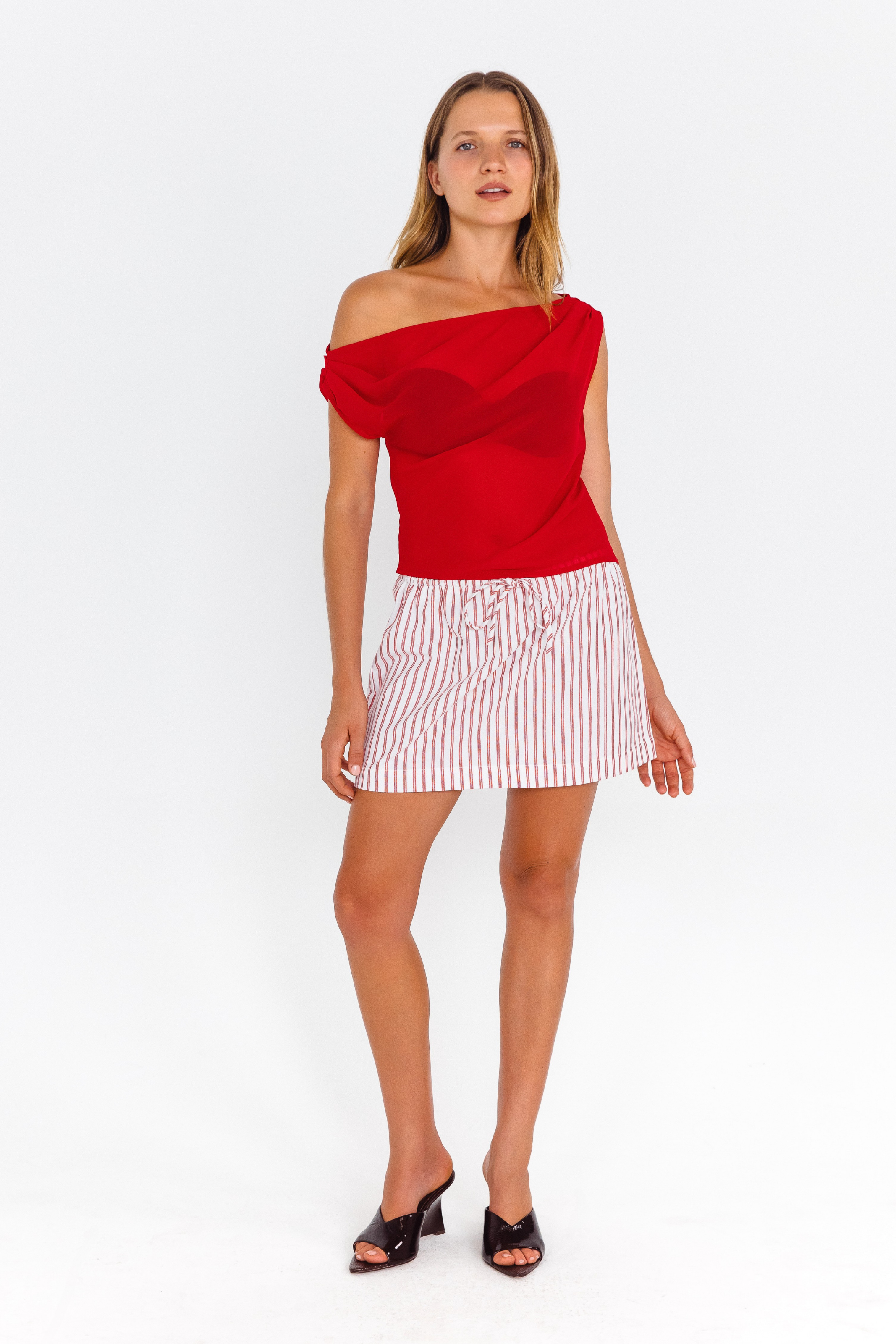 Red off-shoulder fitted top – front view
